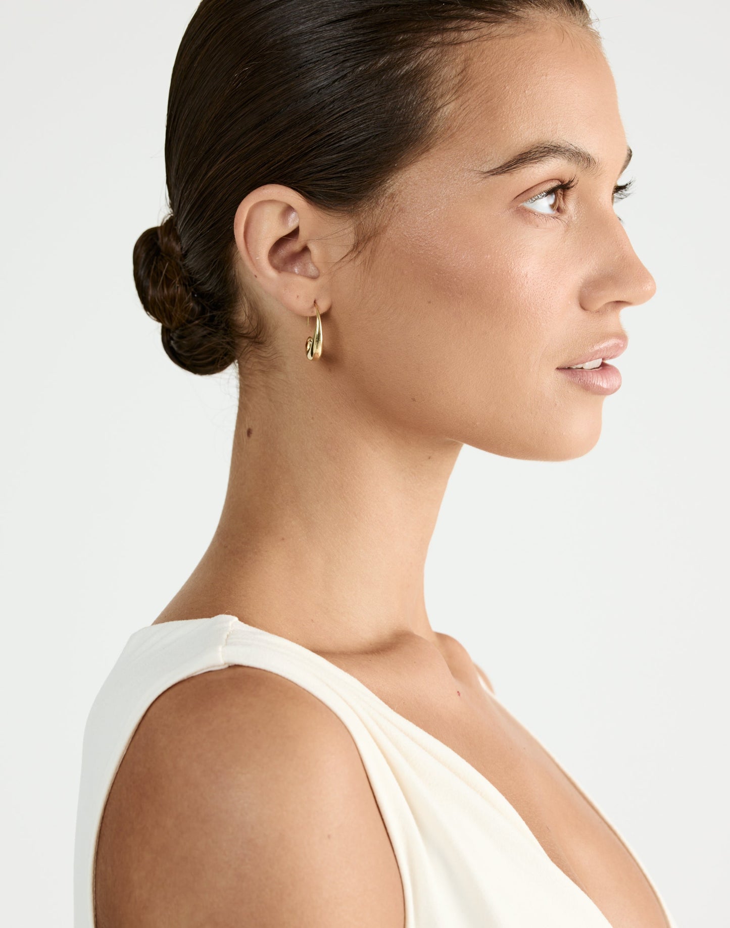 Orelia Earrings (Gold)