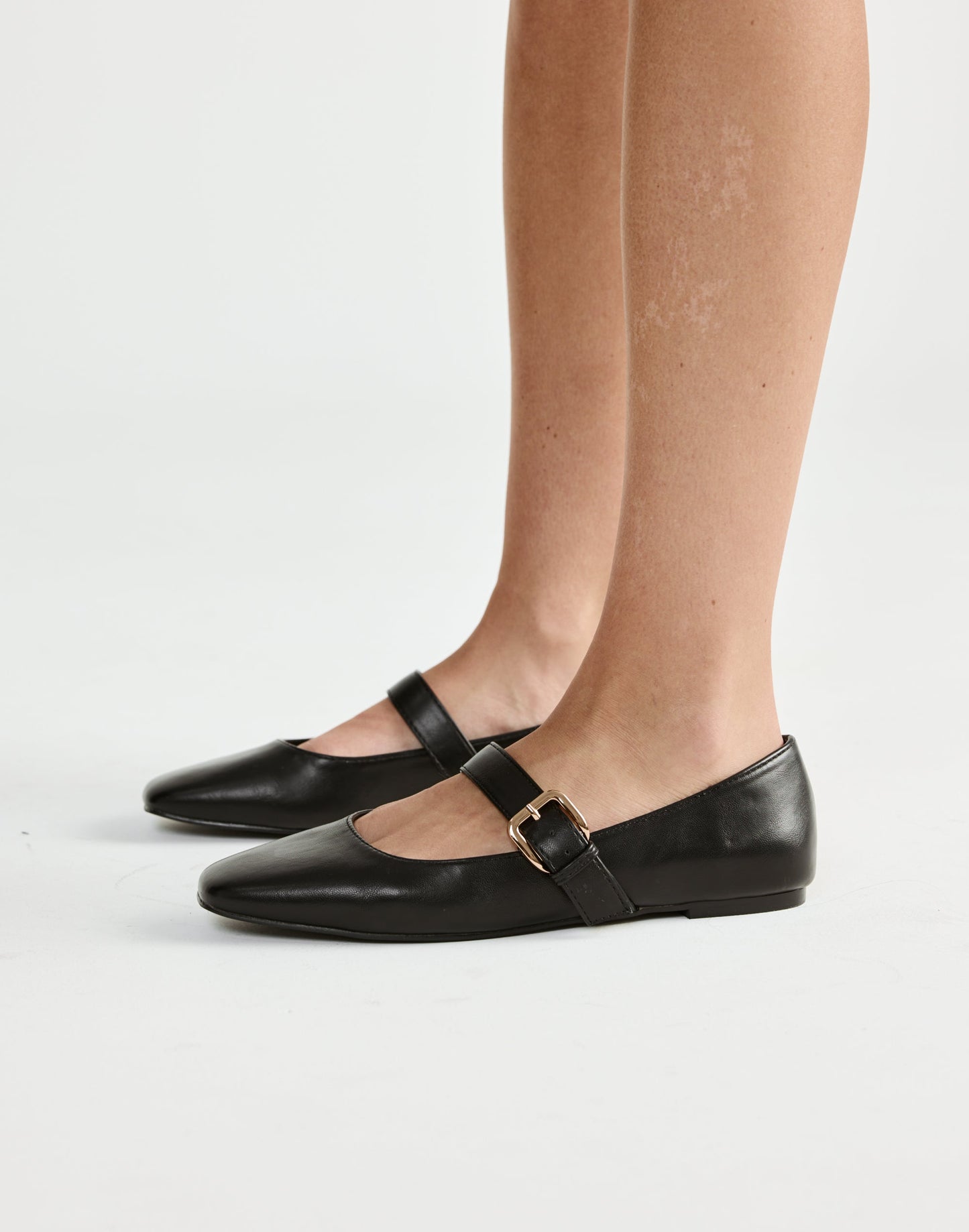 Fredia Flats (Black) - By Billini