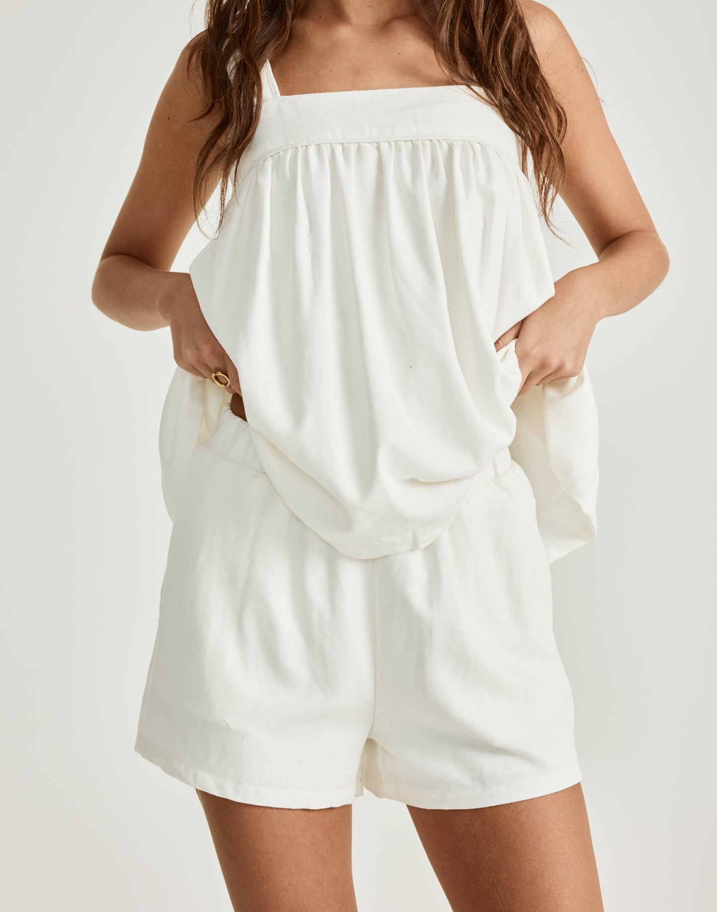 Sutton Shorts (White)