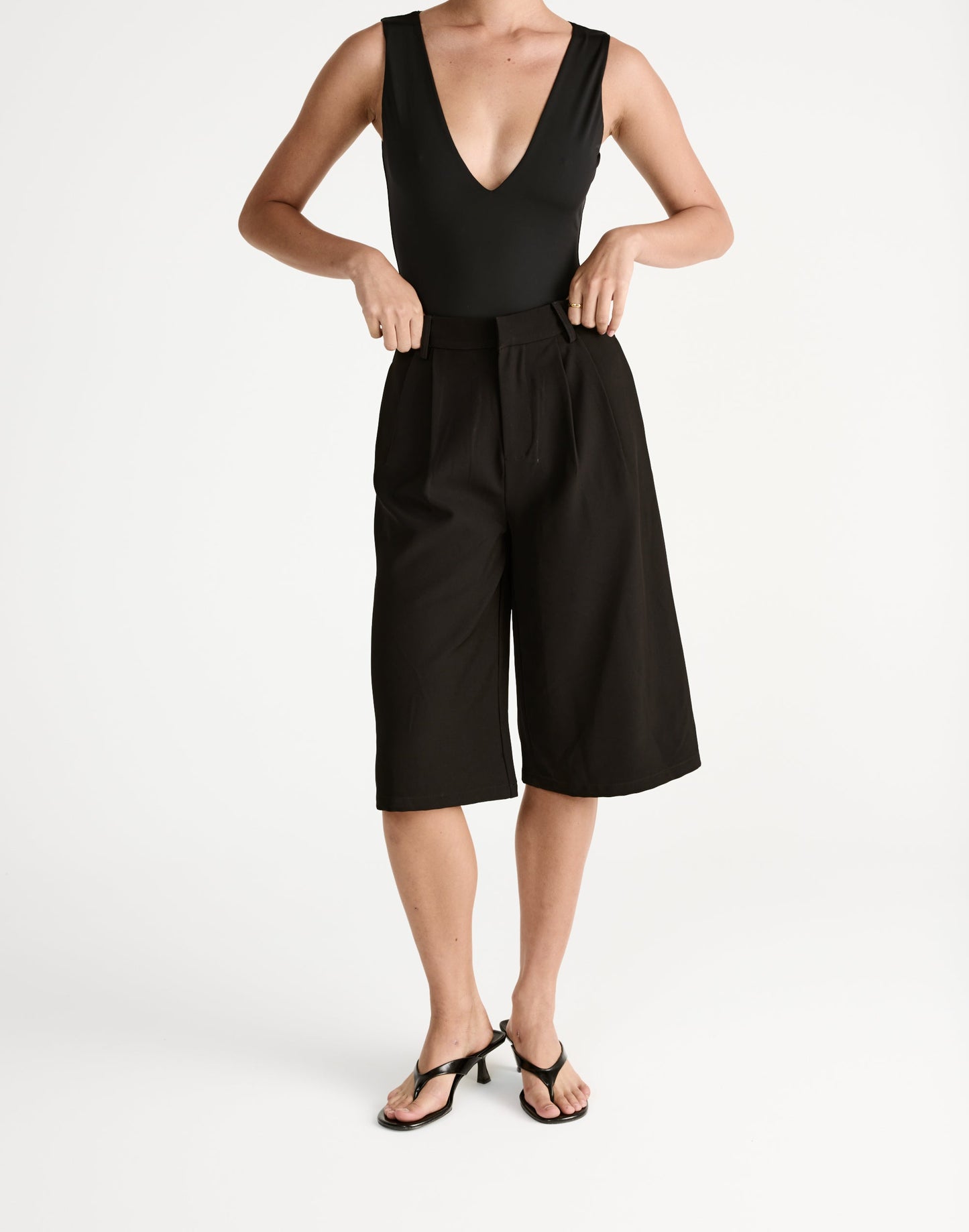 Emmett Midi Pants (Black)