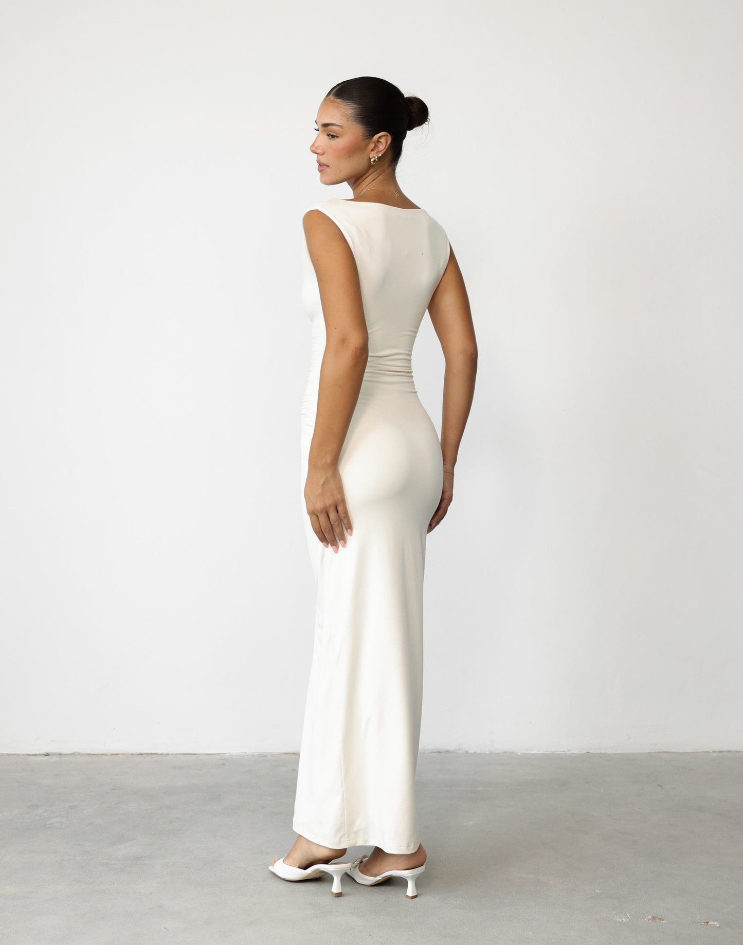 Viola Maxi Dress (Oat)