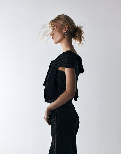 Loch Long Sleeve Top (Black)