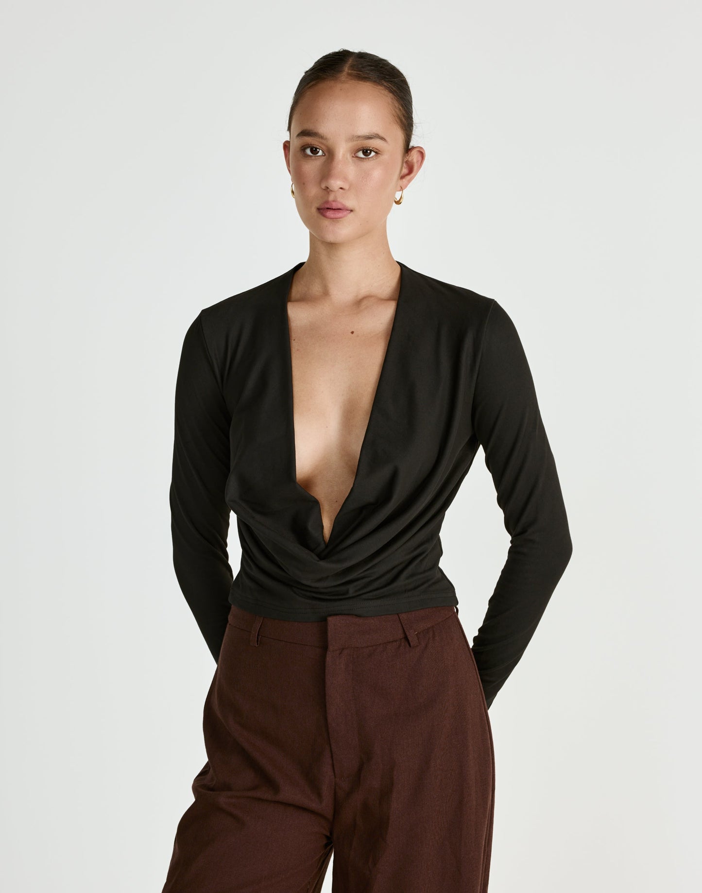 Dimitri Long Sleeve Top (Black)