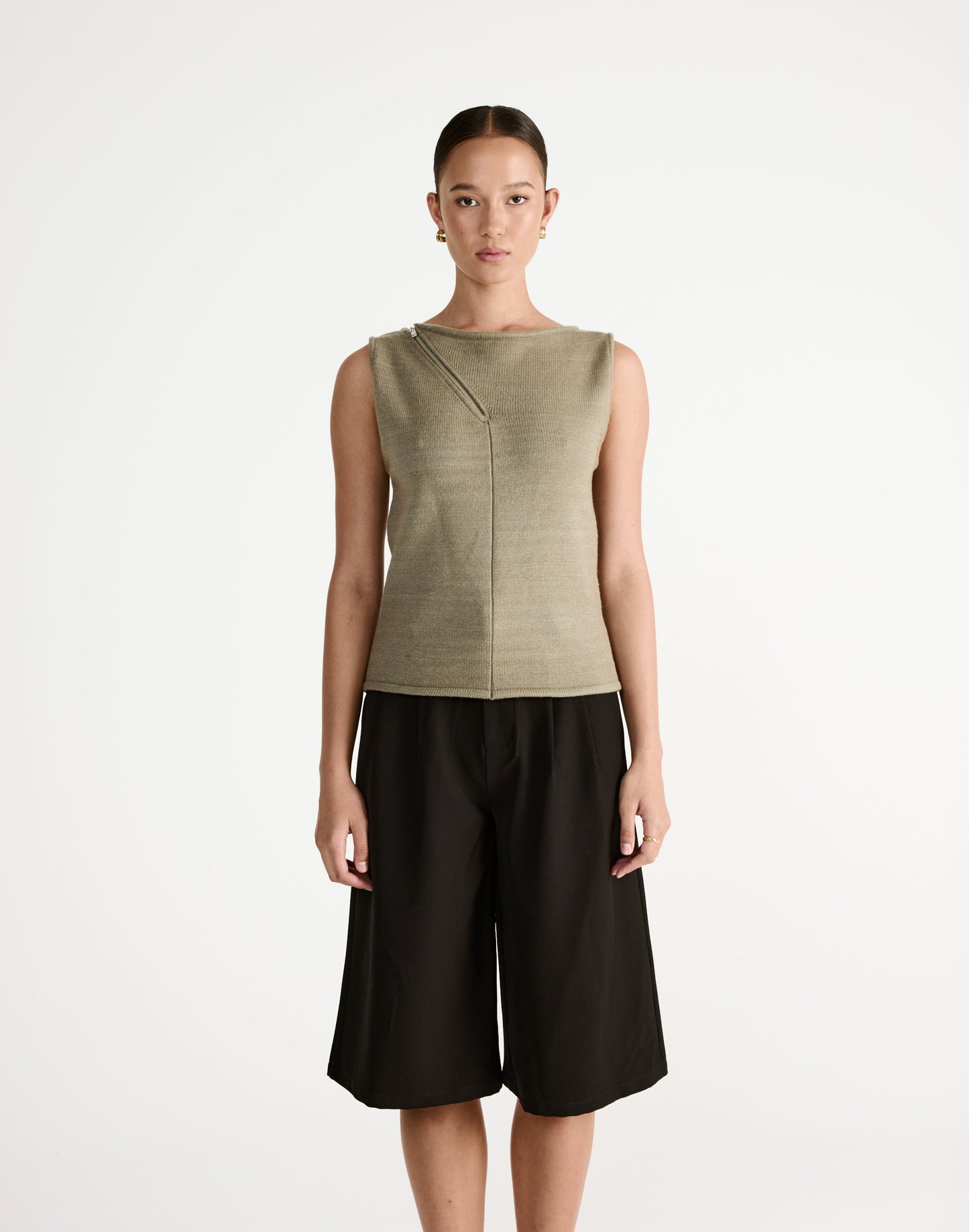 Wynter Top (Dusty Olive)