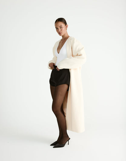 Yarra Shorts (Black)